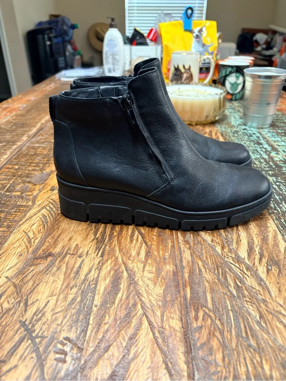 Vionic Women's Uptown Sur Ankle Everyday Boots Black Leather Platform Size 9